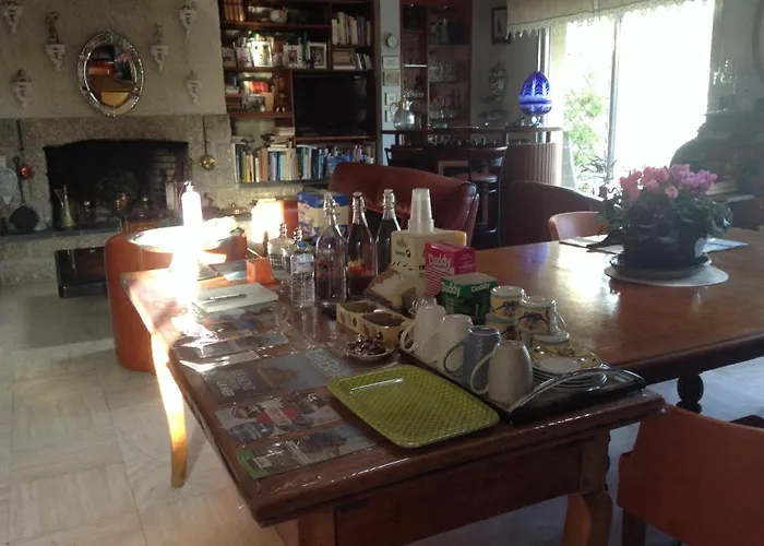 A L'ombre Du Mont St Michel