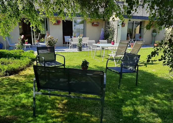 A L'ombre Du Mont St Michel 3*