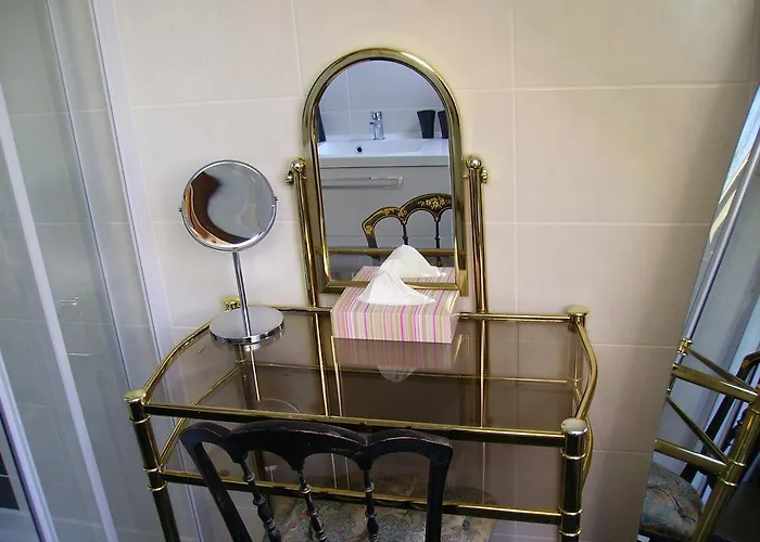 A L'ombre Du Mont St Michel 3*